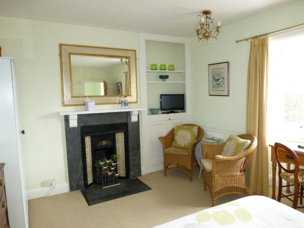 Molesworth Manor Hotel Little Petherick Room photo