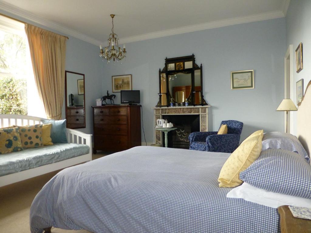 Molesworth Manor Hotel Little Petherick Room photo